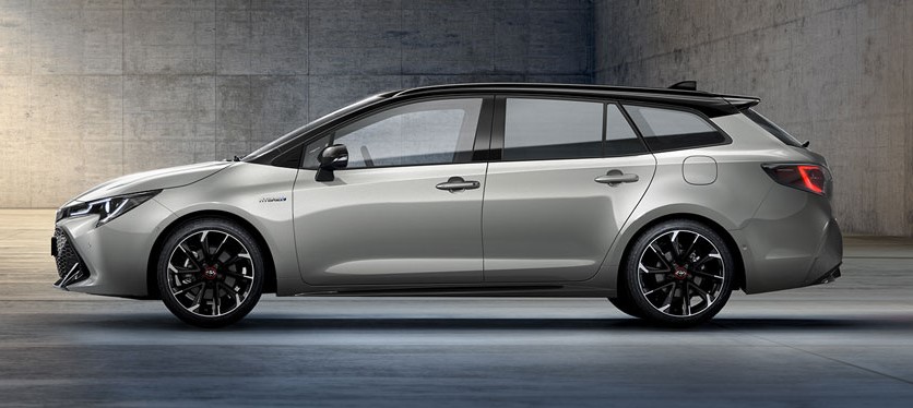 toyota-corolla-touring-sports-2019-gr-sport_dynamic